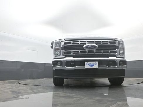 New 2026 Ford F350 XLT w/ FX4 Off-Road Package AWD/4WD image 33