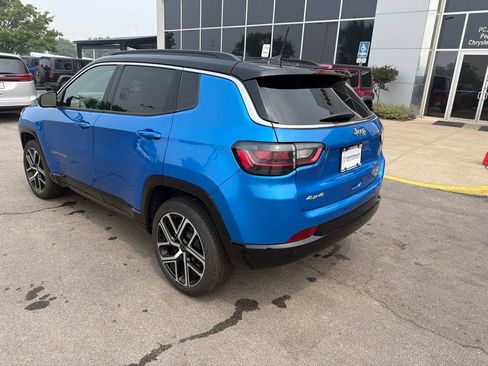 Used 2025 Jeep Compass Limited w/ Elite Group AWD/4WD image 5