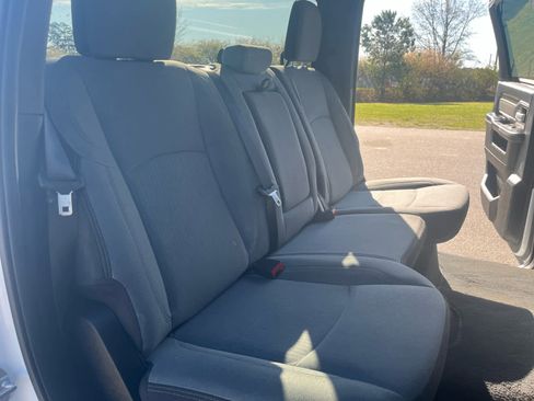 Used 2024 RAM 3500 Big Horn image 30