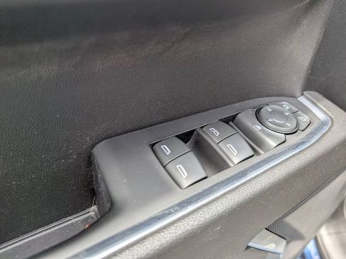 Used 2022 Chevrolet Silverado 1500 RST AWD/4WD image 16