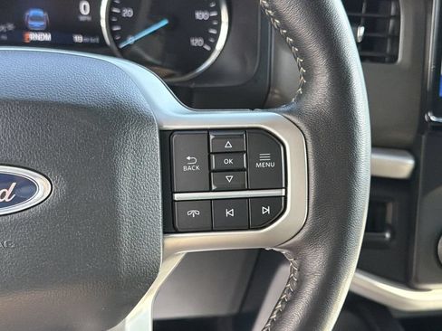 Used 2024 Ford Expedition XLT AWD/4WD image 28