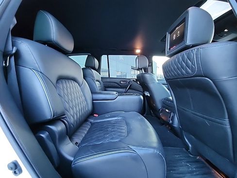 Used 2021 INFINITI QX80 Sensory w/ All-Season Package image 8
