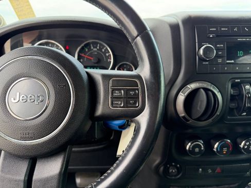 Used 2014 Jeep Wrangler Unlimited Sport w/ Quick Order Package 24S image 17