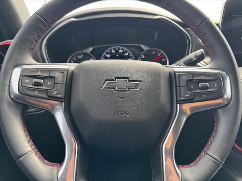 Used 2024 Chevrolet Blazer RS FWD image 19