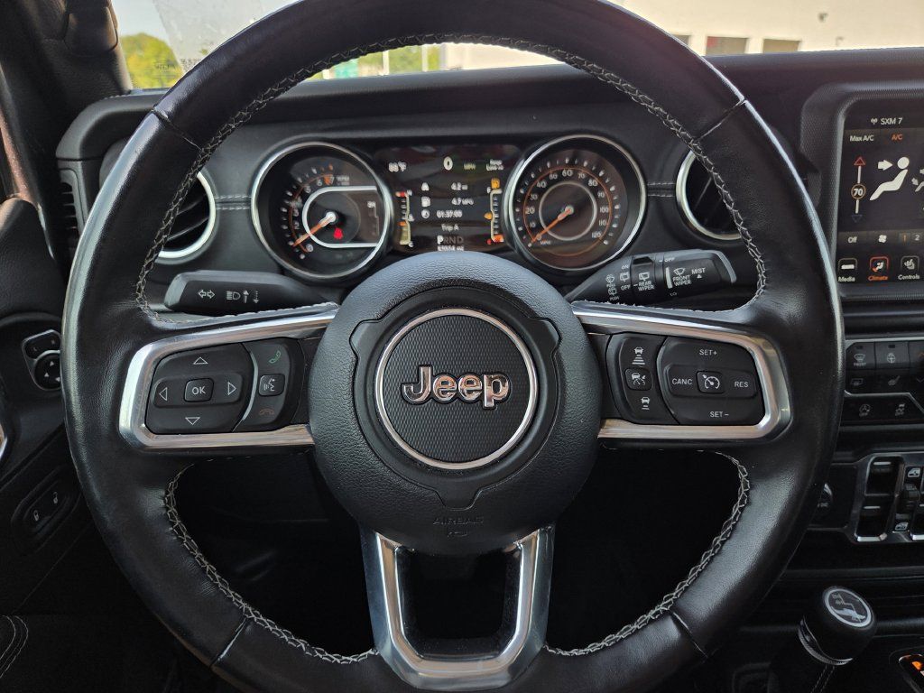 Used 2022 Jeep Wrangler Unlimited Sahara w/ Cold Weather Group AWD/4WD image 26