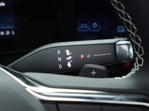 New 2026 Chevrolet Traverse Z71 AWD/4WD image 16