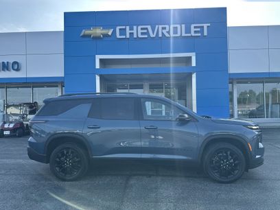 Certified 2025 Chevrolet Traverse LT w/ Midnight/Sport Edition