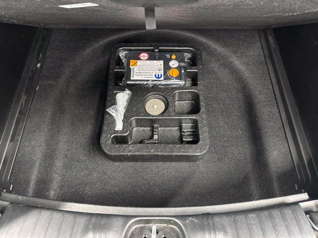 Used 2024 Jeep Compass Limited AWD/4WD image 12