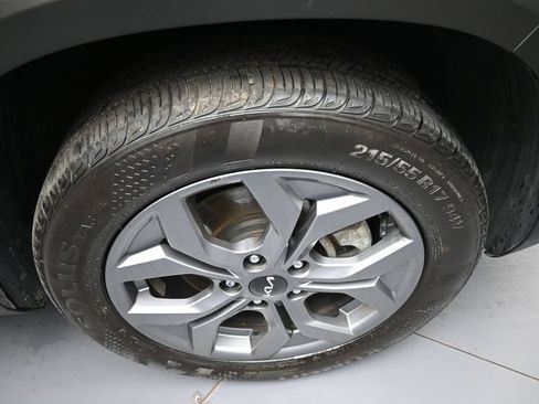 Certified 2024 Kia Seltos S AWD/4WD image 13
