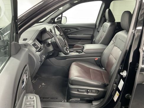 Certified 2024 Honda Ridgeline Black Edition image 24
