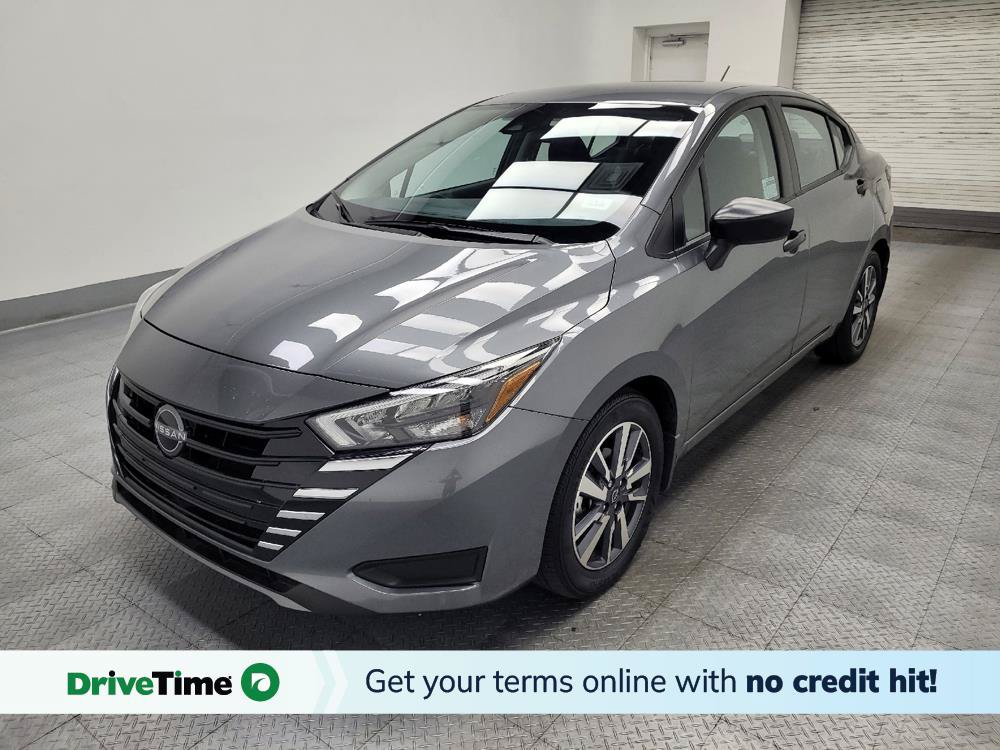 Used 2025 Nissan Versa S w/ S Plus Package FWD image 1