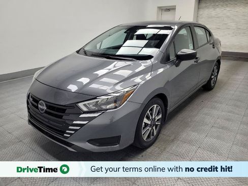 Used 2025 Nissan Versa S w/ S Plus Package FWD image 1