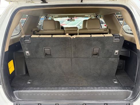 Used 2018 Toyota 4Runner SR5 Premium image 14