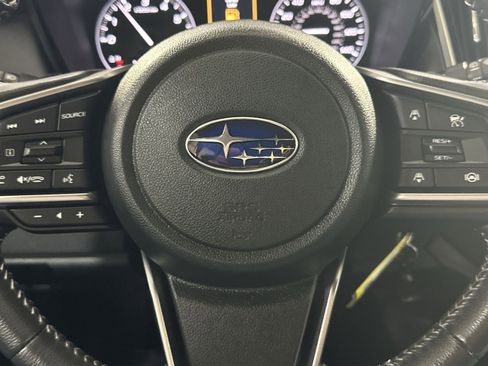 Used 2023 Subaru Outback Premium image 19