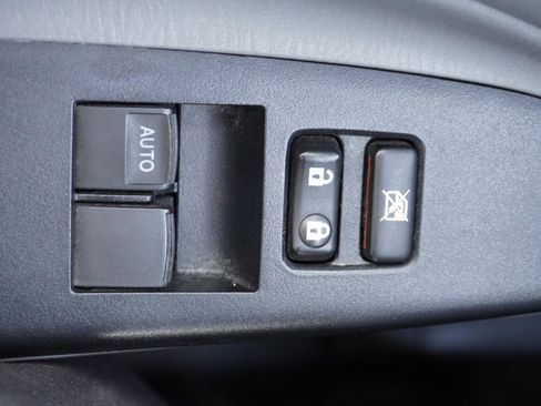 Used 2012 Toyota Tacoma PreRunner w/ SR5 Pkg image 36