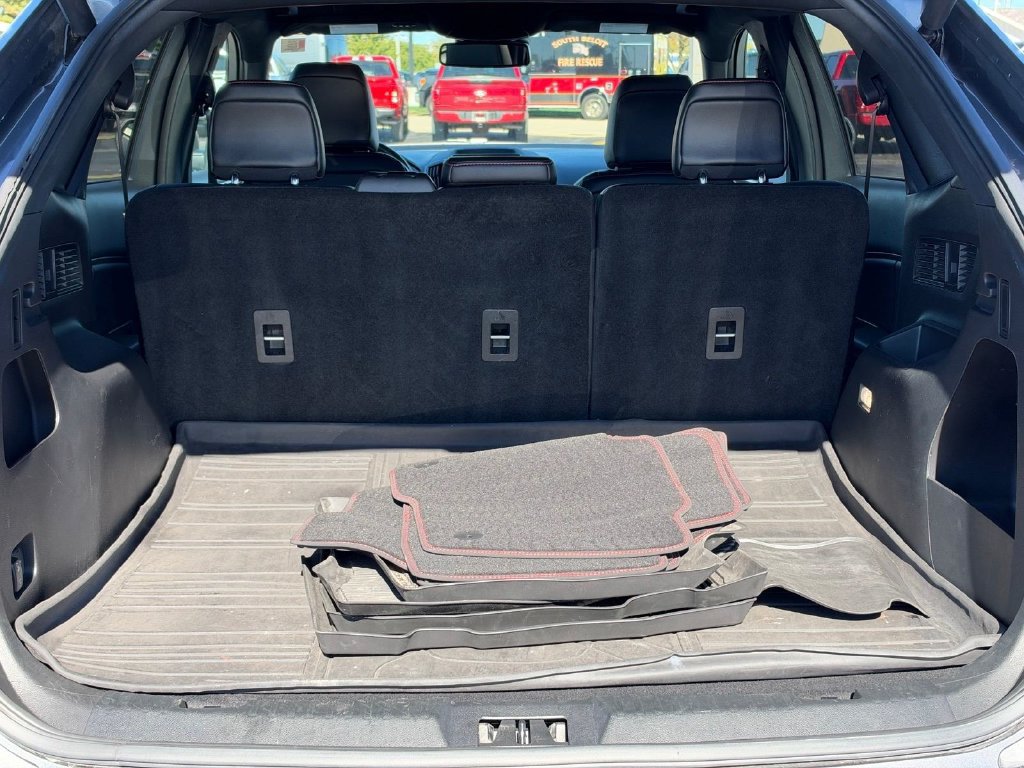 Certified 2023 Ford Edge ST-Line w/ Class II Trailer Tow Package AWD/4WD image 6
