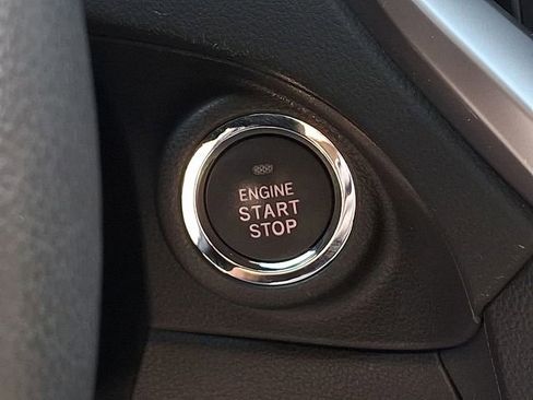 Certified 2022 Subaru Ascent Limited w/ Technology Package image 24