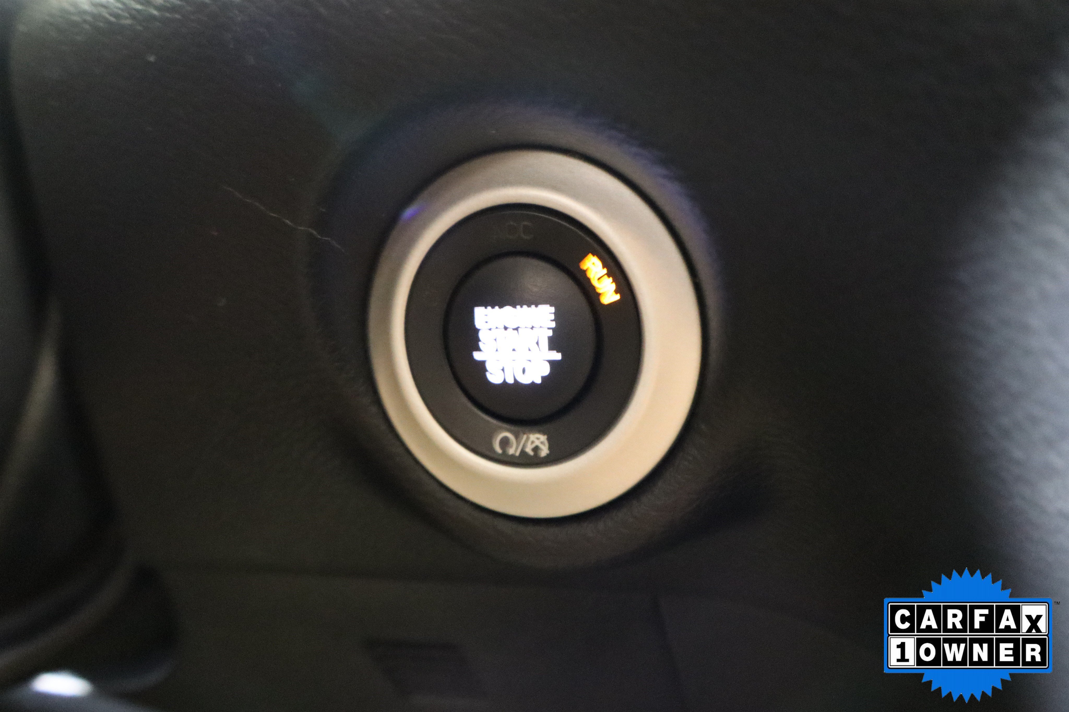 Used 2025 Chrysler Pacifica Select FWD image 32