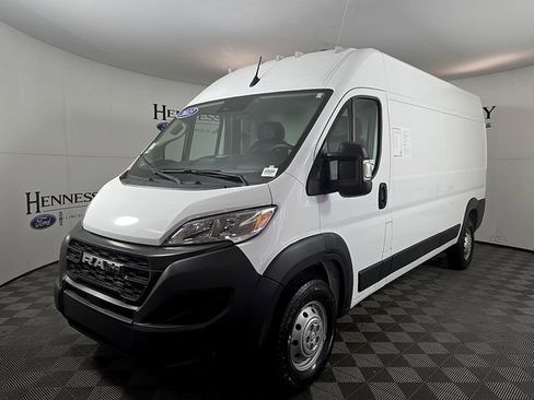 Used 2023 RAM ProMaster 3500 image 2