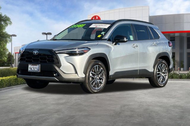Certified 2026 Toyota Corolla Cross XLE w/ Convenience Package AWD/4WD image 9