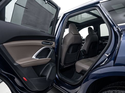 New 2025 Audi Q5 Premium Plus image 17