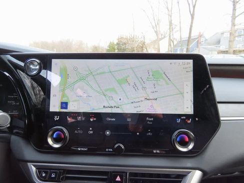 Used 2025 Lexus RX 450h Luxury image 21