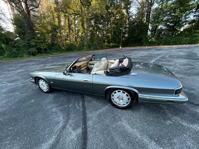 Used 1996 Jaguar XJS 4.0 Convertible RWD image 38
