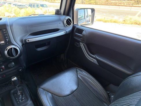 Used 2014 Jeep Wrangler Unlimited Sport AWD/4WD image 13