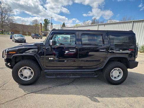 Used 2003 HUMMER H2 w/ Preferred Equipment Group image 5
