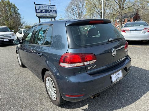 Used 2013 Volkswagen Golf 4-Door image 5