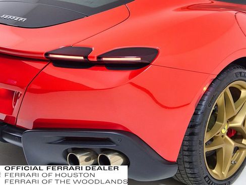 Used 2022 Ferrari Roma image 26