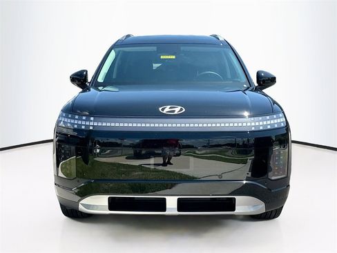 New 2026 Hyundai Ioniq 9 S image 2