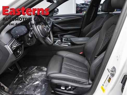 Used 2023 BMW 530i w/ M Sport Package RWD image 14