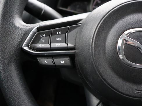 Used 2018 MAZDA MAZDA3 Sport image 29