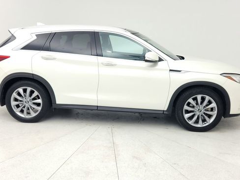 Used 2020 INFINITI QX50 Luxe image 10