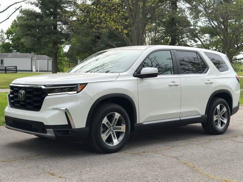 Used 2025 Honda Pilot EX-L image 44