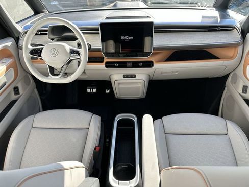 New 2025 Volkswagen ID. Buzz Pro S Plus image 21