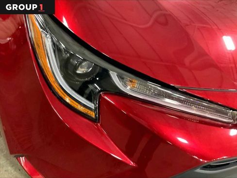 Certified 2023 Toyota Corolla LE image 28