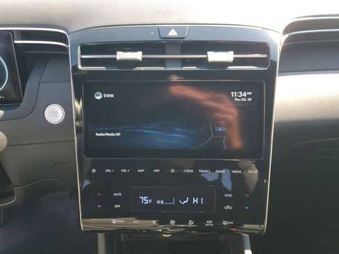 Used 2022 Hyundai Santa Cruz Limited image 37