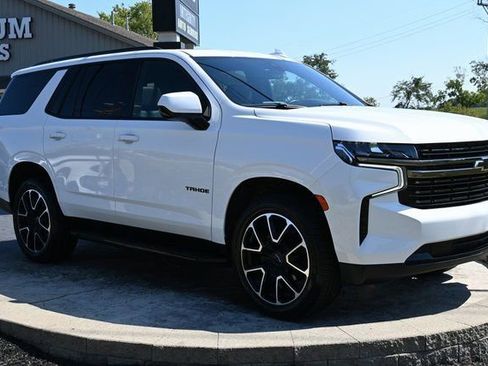 Used 2021 Chevrolet Tahoe RST image 3