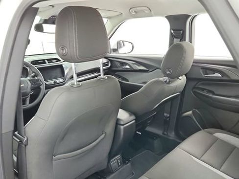 Used 2022 Chevrolet TrailBlazer LT w/ Convenience Package image 23
