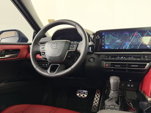 Used 2026 Toyota Camry XSE FWD image 15