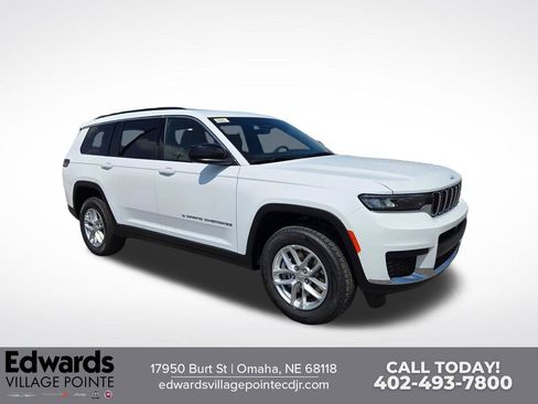 New 2026 Jeep Grand Cherokee L Laredo AWD/4WD image 1