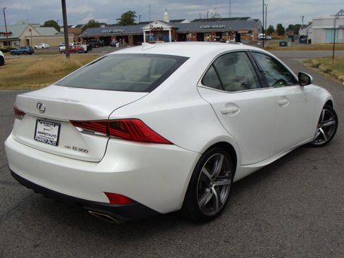 Used 2017 Lexus IS 300 AWD image 6