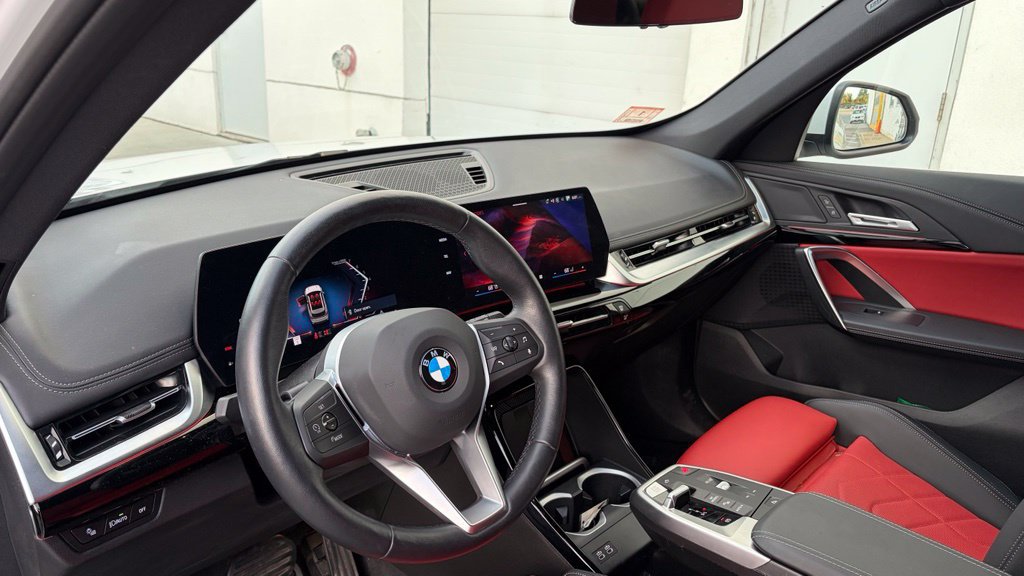 Certified 2025 BMW X1 xDrive28i w/ Convenience Package AWD/4WD image 7
