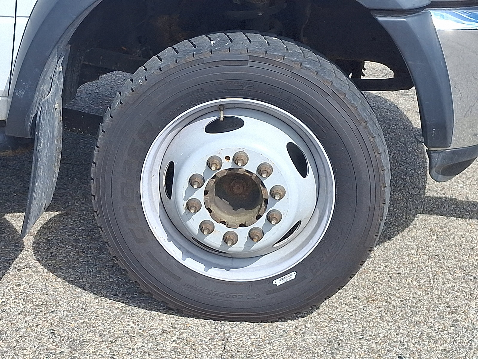Used 2012 RAM 5500 4x4 Regular Cab w/ PWR & Remote Entry Group image 8