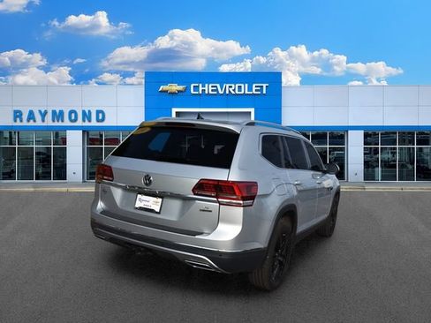 Used 2019 Volkswagen Atlas SEL Premium AWD/4WD image 3