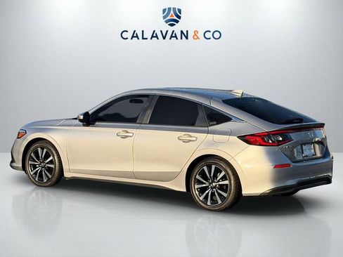 Used 2023 Honda Civic EX-L image 5