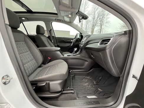 Used 2023 Chevrolet Equinox LT image 22