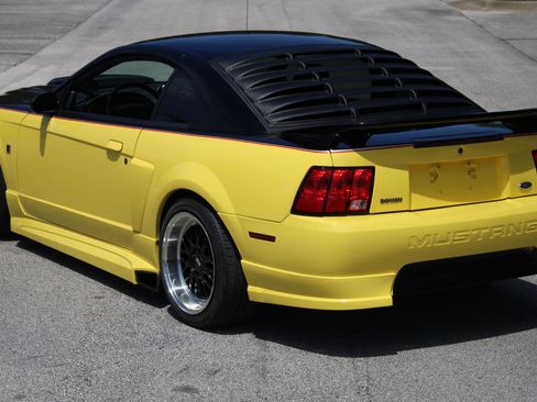 Used 2001 Ford Mustang GT RWD image 14